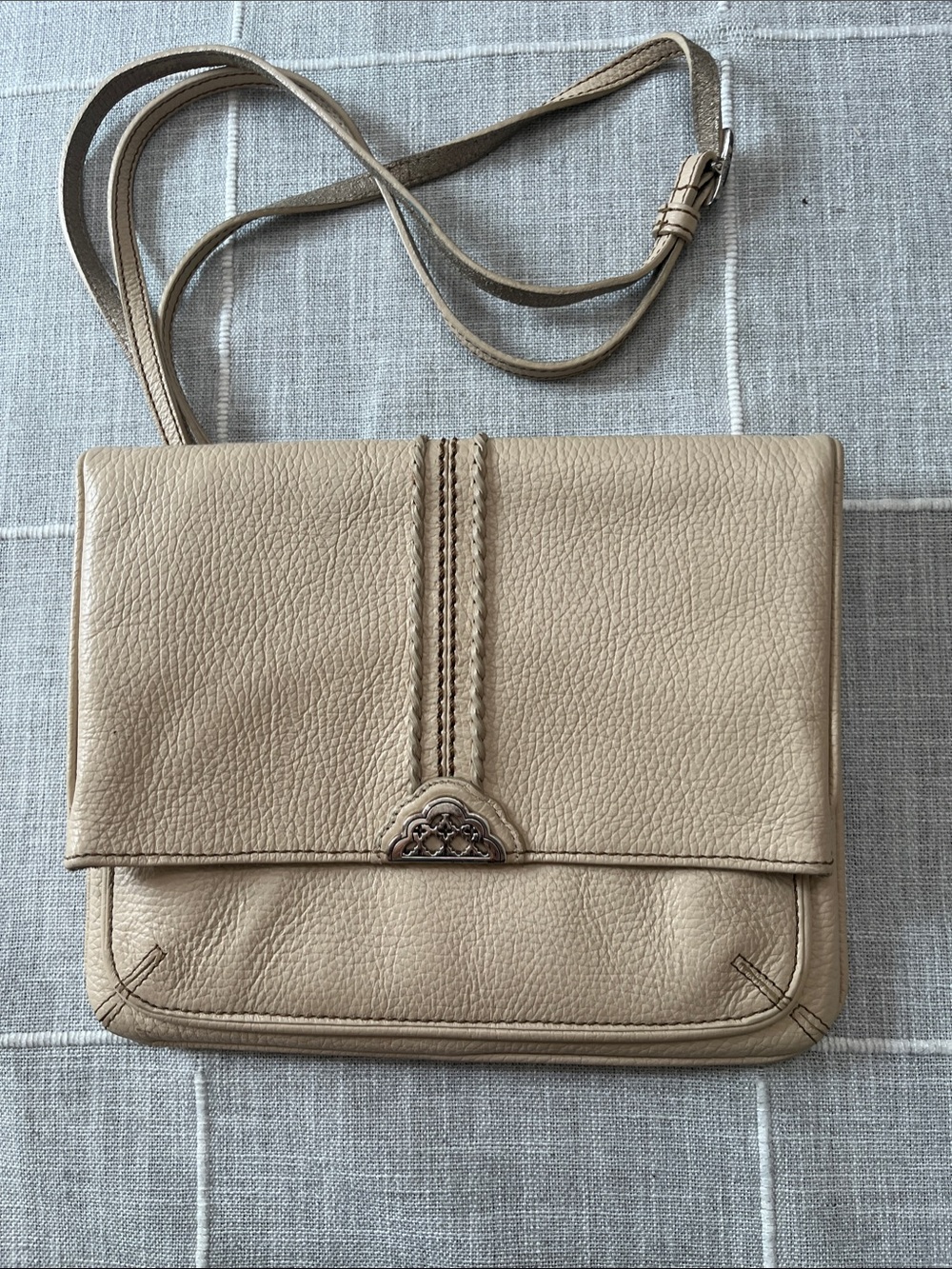 Classic Beige Crossbody Bag - LEATHER BRIGHTON